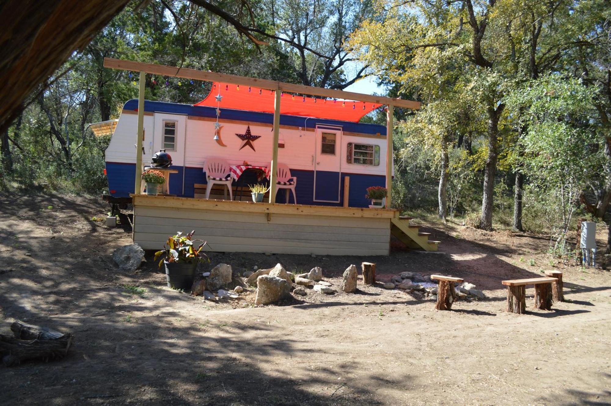 The Blue Moon Villa Marble Falls Exterior photo